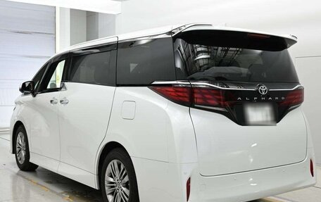 Toyota Alphard, 2025 год, 7 450 010 рублей, 6 фотография
