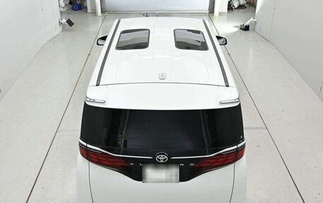 Toyota Alphard, 2025 год, 7 450 010 рублей, 8 фотография
