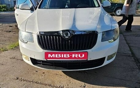 Skoda Superb III рестайлинг, 2009 год, 1 000 000 рублей, 2 фотография