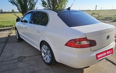 Skoda Superb III рестайлинг, 2009 год, 1 000 000 рублей, 7 фотография