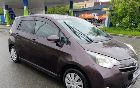 Toyota Ractis II, 2011 год, 759 000 рублей, 2 фотография