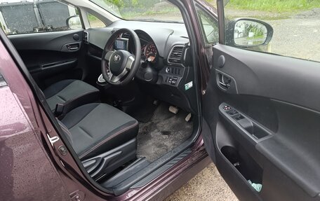 Toyota Ractis II, 2011 год, 759 000 рублей, 9 фотография