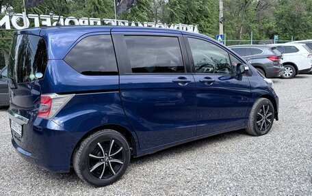 Honda Freed I, 2014 год, 1 195 000 рублей, 21 фотография