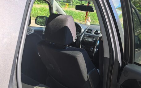Suzuki SX4 II рестайлинг, 2010 год, 730 000 рублей, 10 фотография