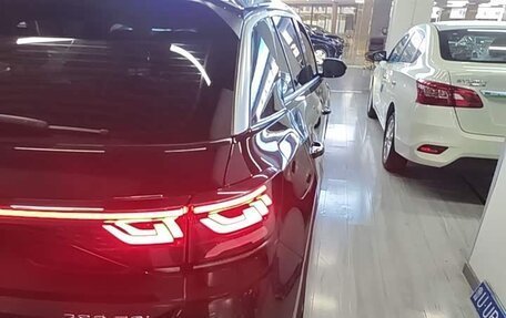 Volkswagen T-Roc I, 2023 год, 1 320 000 рублей, 8 фотография