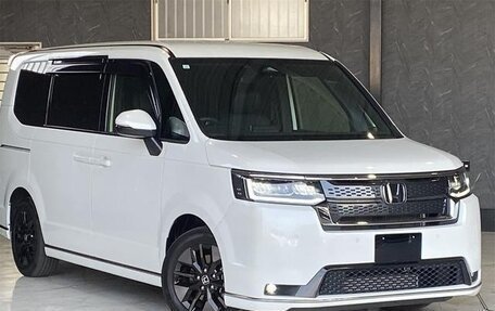 Honda Stepwgn, 2023 год, 1 810 888 рублей, 1 фотография