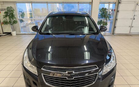 Chevrolet Cruze II, 2012 год, 550 000 рублей, 3 фотография
