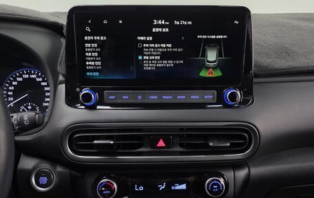 Hyundai Kona I, 2021 год, 1 720 000 рублей, 16 фотография