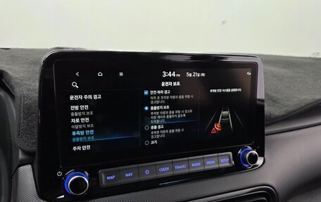 Hyundai Kona I, 2021 год, 1 720 000 рублей, 18 фотография
