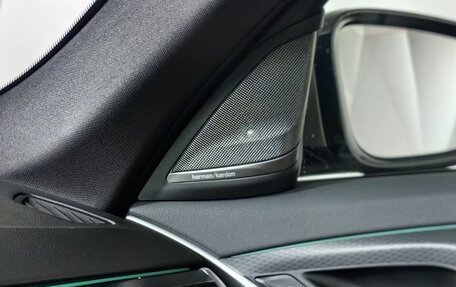 BMW 5 серия, 2021 год, 5 300 000 рублей, 19 фотография