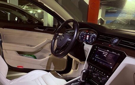Volkswagen Passat B8 рестайлинг, 2017 год, 2 500 000 рублей, 3 фотография