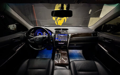 Toyota Camry, 2017 год, 2 950 000 рублей, 2 фотография