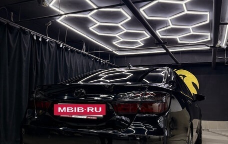 Toyota Camry, 2017 год, 2 950 000 рублей, 10 фотография
