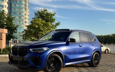 BMW X5 M, 2021 год, 10 990 000 рублей, 2 фотография