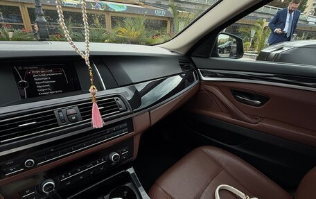 BMW 5 серия, 2014 год, 2 000 000 рублей, 17 фотография