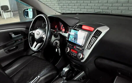 KIA cee'd I рестайлинг, 2011 год, 800 000 рублей, 10 фотография