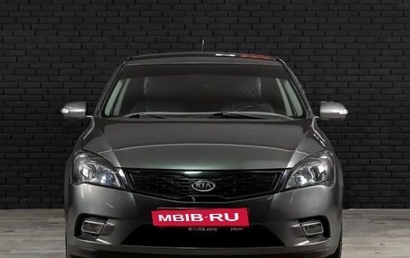 KIA cee'd I рестайлинг, 2011 год, 800 000 рублей, 9 фотография