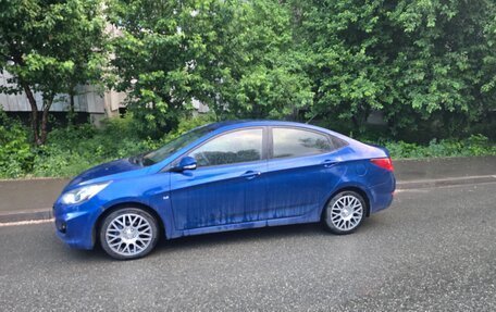 Hyundai Solaris II рестайлинг, 2011 год, 630 000 рублей, 3 фотография