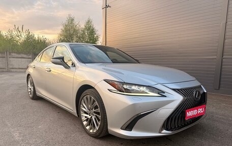 Lexus ES VII, 2018 год, 4 000 000 рублей, 1 фотография