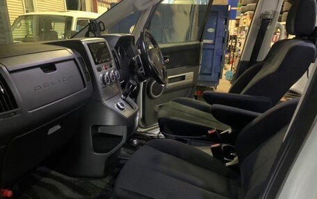 Mitsubishi Delica D:5 I, 2019 год, 2 280 000 рублей, 18 фотография