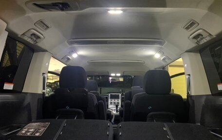 Mitsubishi Delica D:5 I, 2019 год, 2 280 000 рублей, 21 фотография