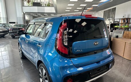 KIA Soul II рестайлинг, 2018 год, 1 750 000 рублей, 3 фотография