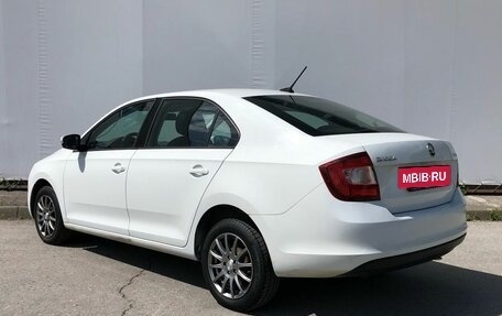 Skoda Rapid I, 2018 год, 920 000 рублей, 4 фотография
