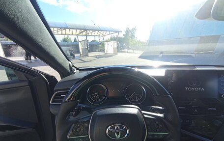 Toyota Camry, 2019 год, 2 100 000 рублей, 5 фотография