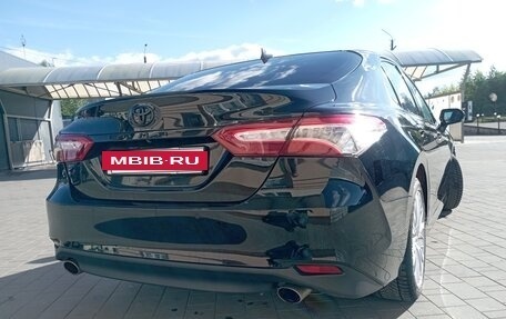 Toyota Camry, 2019 год, 2 100 000 рублей, 7 фотография