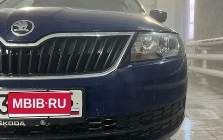 Skoda Rapid I, 2015 год, 640 000 рублей, 2 фотография