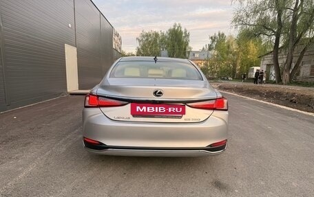 Lexus ES VII, 2018 год, 4 000 000 рублей, 4 фотография