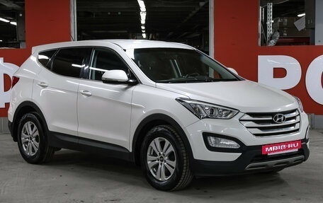 Hyundai Santa Fe III рестайлинг, 2014 год, 2 049 000 рублей, 4 фотография
