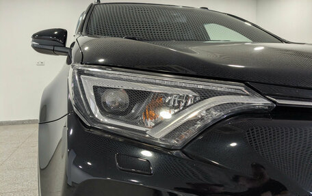 Toyota RAV4, 2019 год, 2 800 000 рублей, 11 фотография