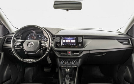 Skoda Rapid II, 2021 год, 1 240 000 рублей, 14 фотография