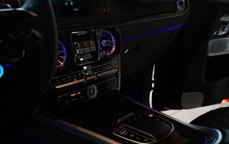 Mercedes-Benz G-Класс AMG, 2018 год, 20 000 000 рублей, 23 фотография