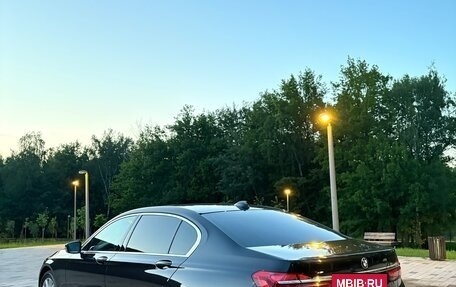 BMW 7 серия, 2016 год, 2 900 000 рублей, 3 фотография