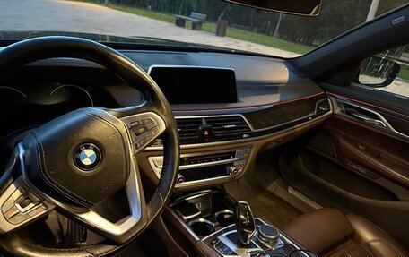 BMW 7 серия, 2016 год, 2 900 000 рублей, 14 фотография