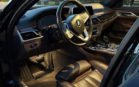 BMW 7 серия, 2016 год, 2 900 000 рублей, 15 фотография