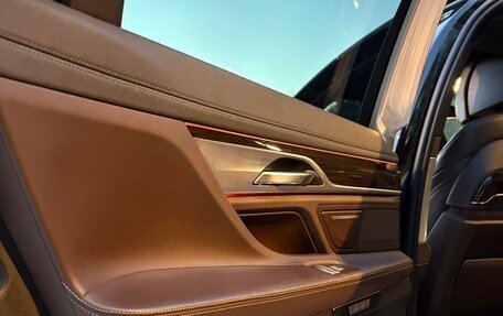 BMW 7 серия, 2016 год, 2 900 000 рублей, 24 фотография