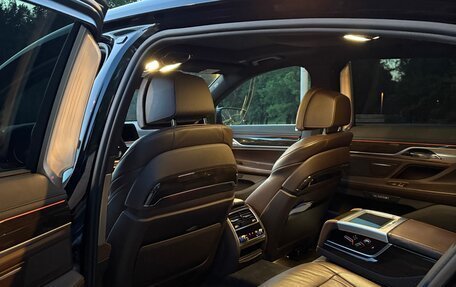 BMW 7 серия, 2016 год, 2 900 000 рублей, 25 фотография
