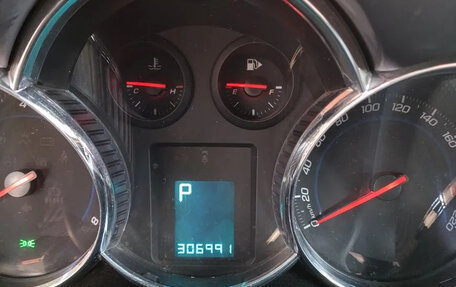 Chevrolet Cruze II, 2012 год, 790 000 рублей, 5 фотография