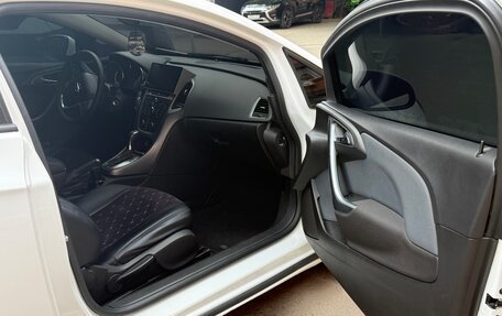 Opel Astra J, 2013 год, 940 000 рублей, 10 фотография