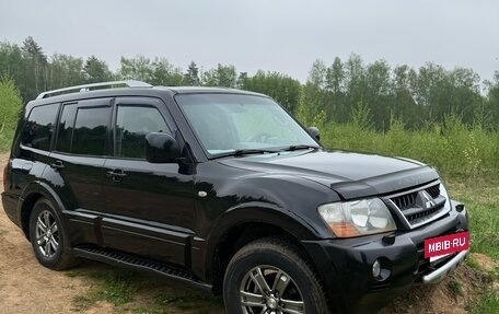 Mitsubishi Pajero III рестайлинг, 2006 год, 830 000 рублей, 5 фотография