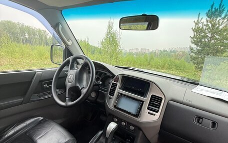 Mitsubishi Pajero III рестайлинг, 2006 год, 830 000 рублей, 18 фотография