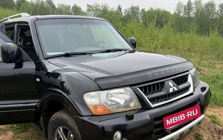Mitsubishi Pajero III рестайлинг, 2006 год, 830 000 рублей, 17 фотография
