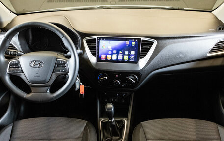 Hyundai Solaris II рестайлинг, 2017 год, 1 249 000 рублей, 5 фотография