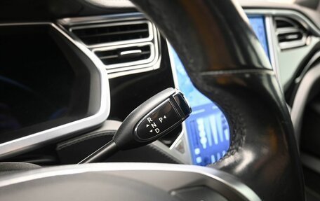 Tesla Model S I, 2013 год, 1 999 900 рублей, 19 фотография