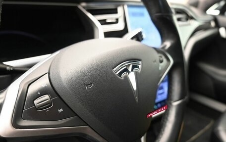 Tesla Model S I, 2013 год, 1 999 900 рублей, 17 фотография