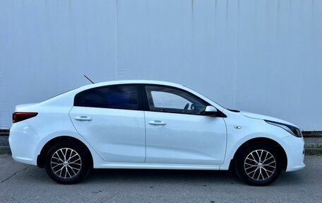 KIA Rio IV, 2019 год, 1 670 000 рублей, 6 фотография