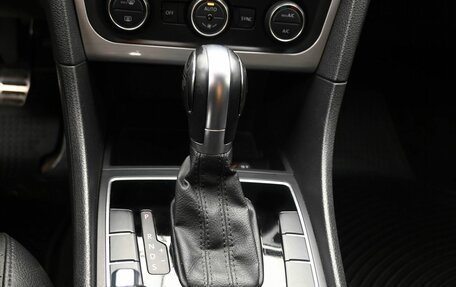 Volkswagen Passat B8 рестайлинг, 2016 год, 1 829 900 рублей, 19 фотография